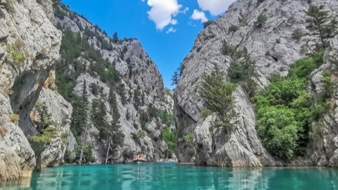 Green Canyon Boat Tour